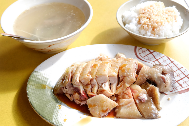 【新莊】：食在土雞肉專賣店 ♥ 胡天蘭推薦滑溜香甜雞肉