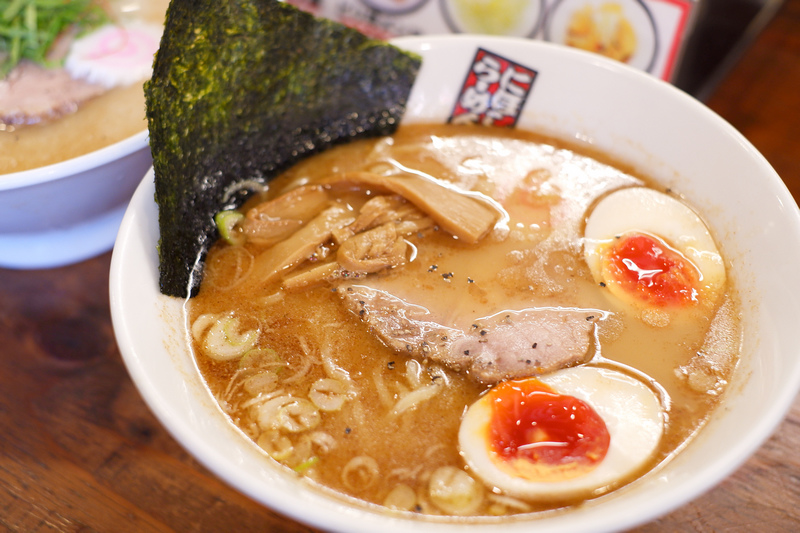 【大阪】黑門市場玉五郎拉麵：魚干湯底搭豚骨，麵體富嚼勁在地好評多