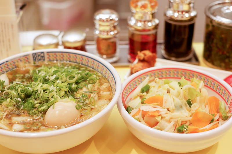 【大阪美食】神座拉麵：傳聞關西第一名拉麵，秘製白菜醬油湯底超厲害