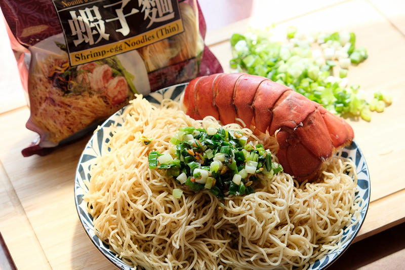 【香港】壽桃牌蝦子麵食譜：乾拌加蠔油，煮法簡單味道讚