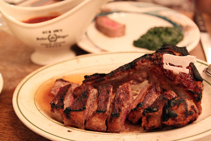 【紐約】Peter Luger Steak House：紐約最好吃牛排，米其林一星超強美味