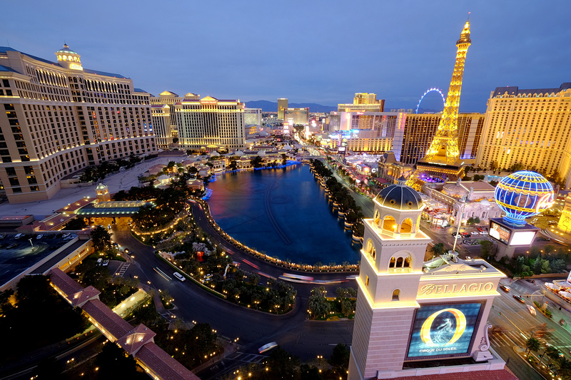 【拉斯維加斯超強夜景飯店】：巴黎鐵塔就在床旁邊！ The Cosmopolitan of Las Vegas