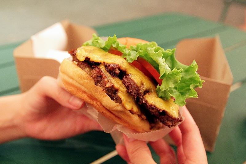 【紐約】Shake Shack漢堡：全紐約最好吃漢堡，最新菜單分店資訊總整理
