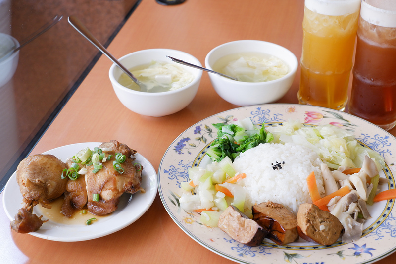 【新莊】橘之夢美食館：充滿人情味的家常菜，熟客熱愛的中式簡餐店